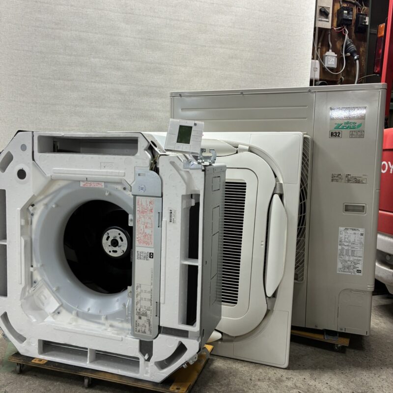 ダイキン<BR>FHCP140FC<BR>RZRP140BYの写真(1)